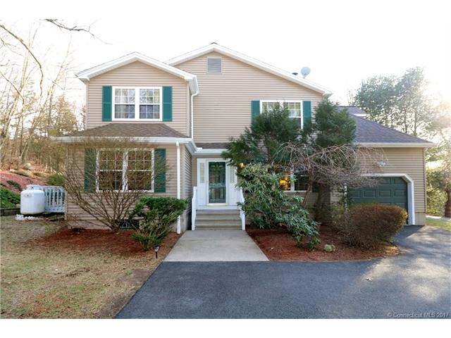 Welcome to 12 Warren Drive located in Rolling Hill