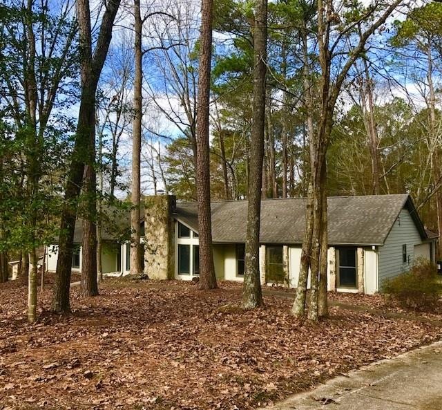 Beautiful wooded lot