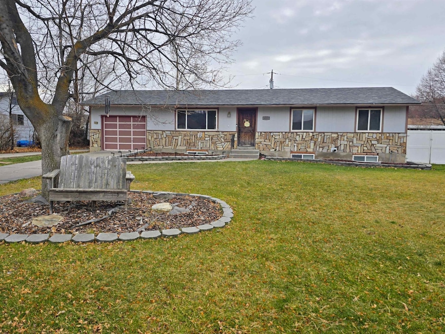 4931 Comanche St, Pocatello, ID 83204 - photo 1