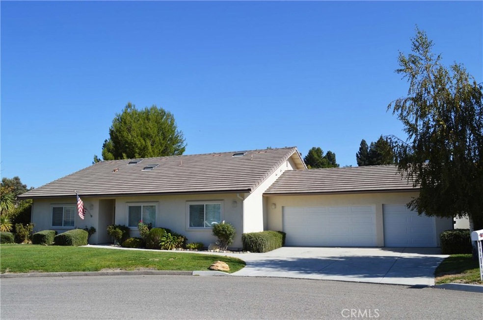 1047 Tranquil Hills Ct, Paso Robles, CA 93446 - photo 1