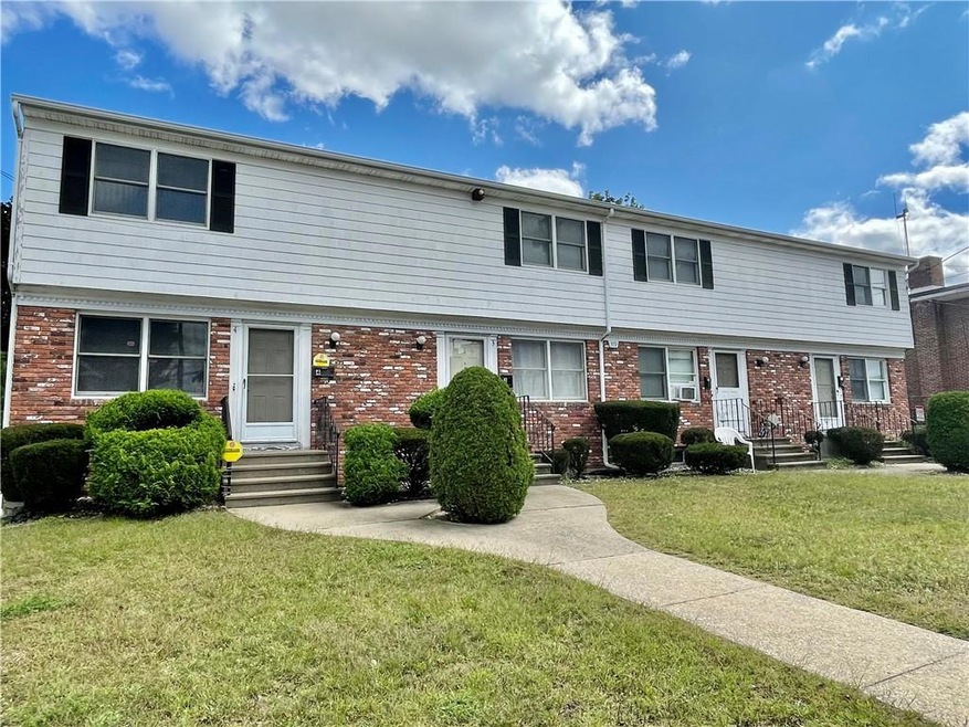 319 Academy Ave unit 4, Providence, RI 02908 - photo 1