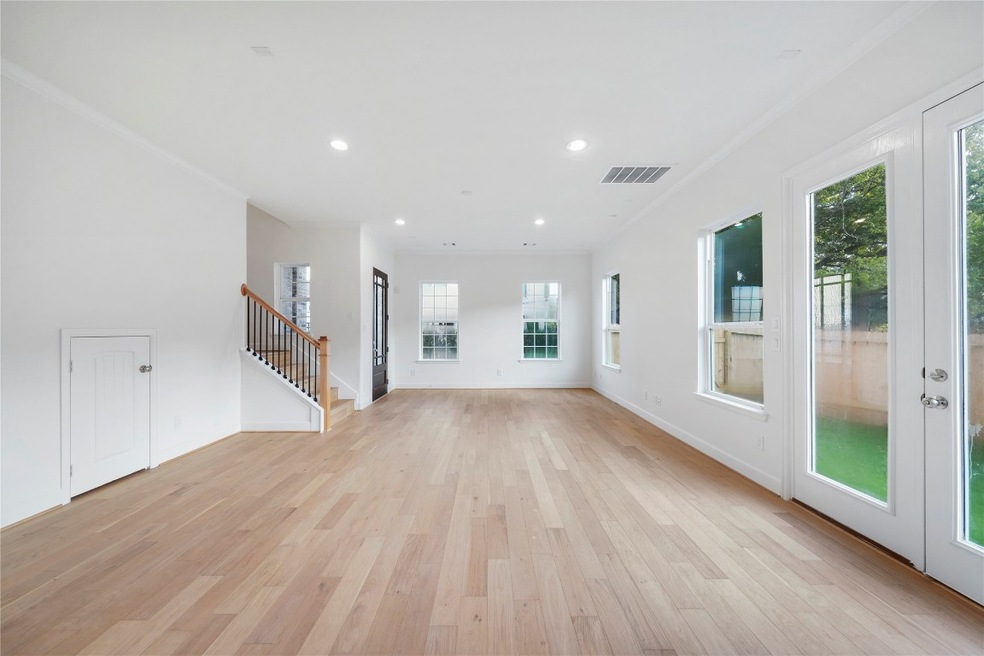 3504 Lynette Cove Place, Houston, TX 77018 - photo 1