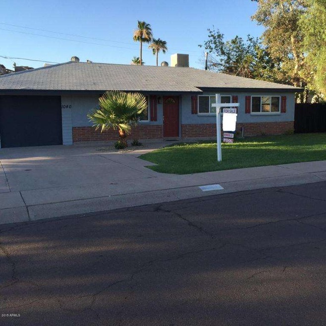 1040 E Griswold Rd, Phoenix, AZ 85020 - photo 1