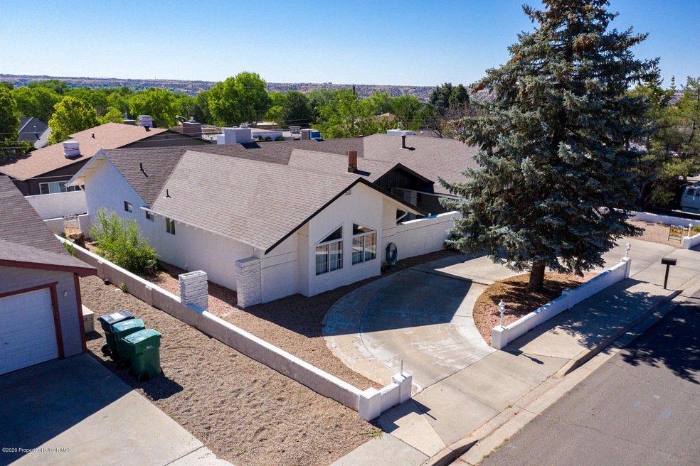 5708 Fawn Dr, Farmington, NM 87402 - photo 1