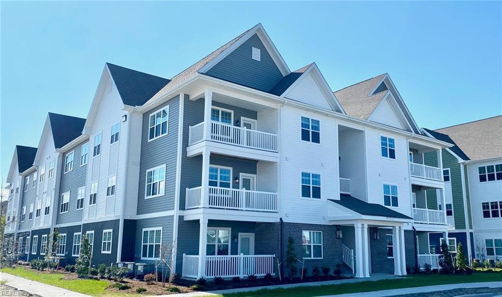 Photo of another Guilford building in same color s