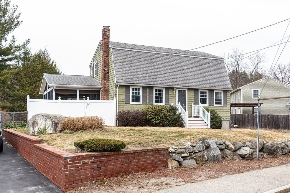 205 W Meadow Rd, Lowell, MA 01854 - photo 1