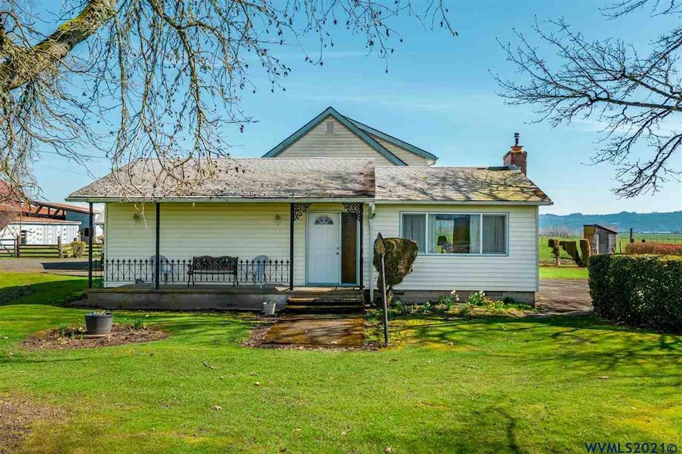 Sold $700,000 • Co-Listing Agent