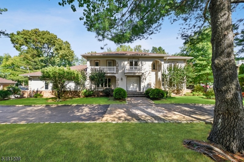 279 S Orange Ave, Livingston, NJ 07039 - photo 1