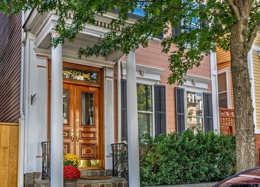 For Sale $2,199,000 • Co-Listing Agent