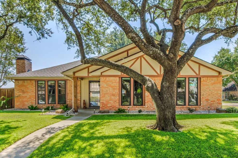 Under Contract $525,000