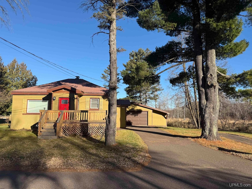 4746 Sunnyside Ave, Ironwood, MI 49938 - photo 1