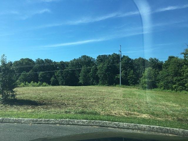 4622 Plantation Ln, Cookeville, TN 38506 - photo 1