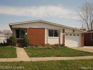 30522 Hennigan St, Roseville, MI 48066 - photo 1