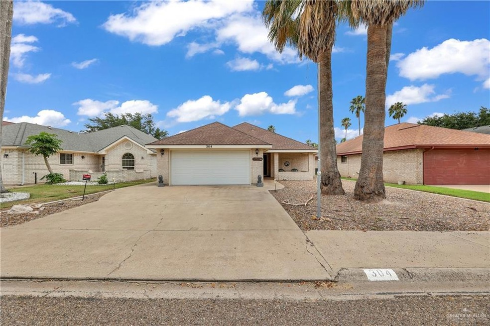 304 Rebecca Dr, Alamo, TX 78516 - photo 1