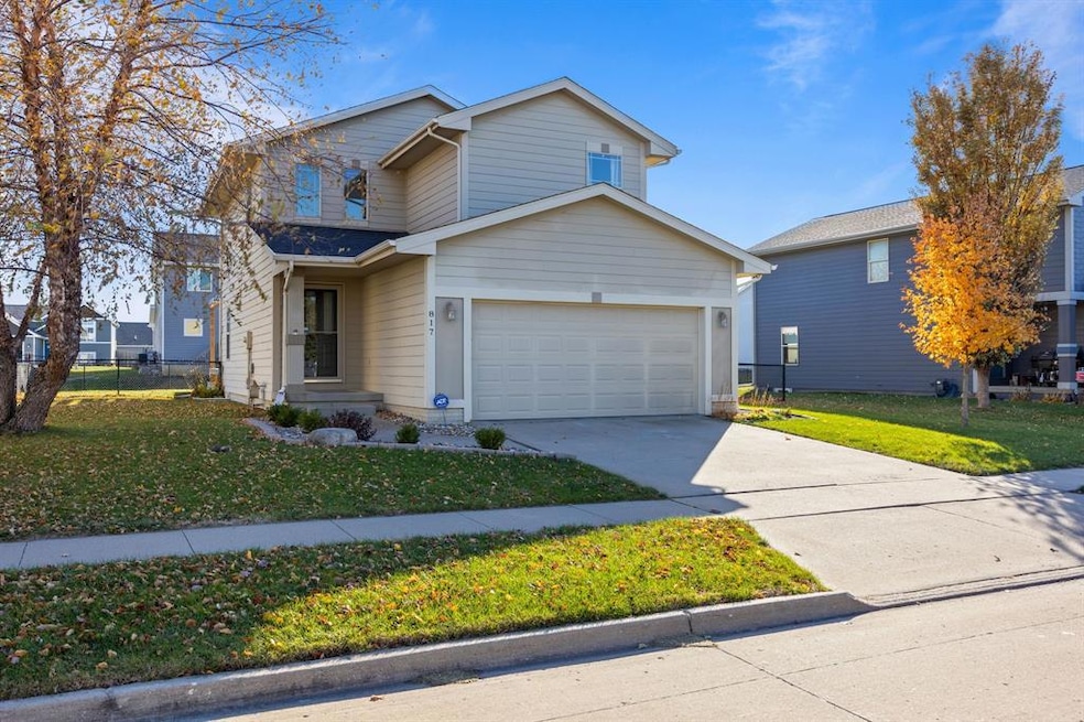 817 35th St SW, Bondurant, IA 50035 - photo 1