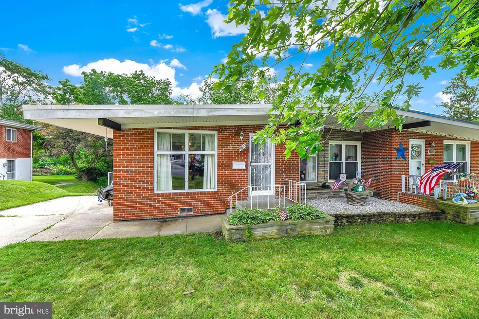 6827 Queens Ferry Rd, Baltimore, MD 21239 - photo 1