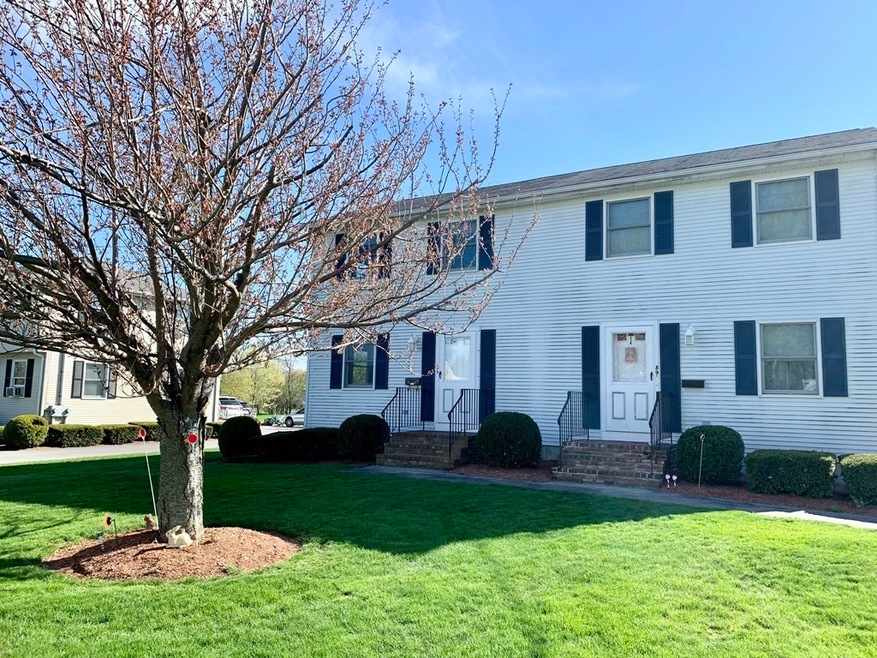 89 Collins St unit B, Danvers, MA 01923 - photo 1