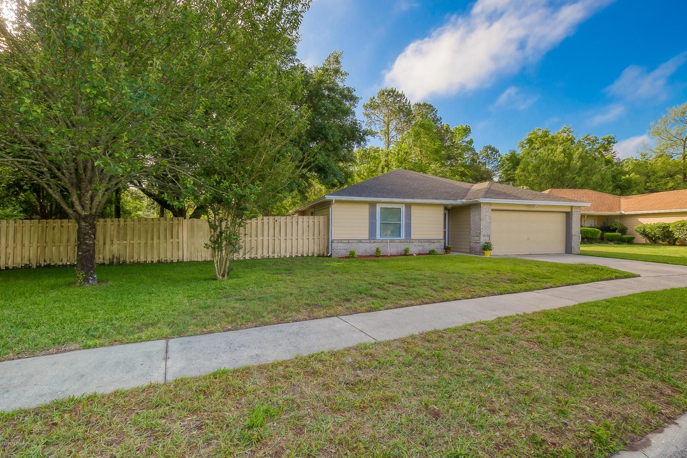 5112 Big Forest Ln, Jacksonville, FL 32210 - photo 1