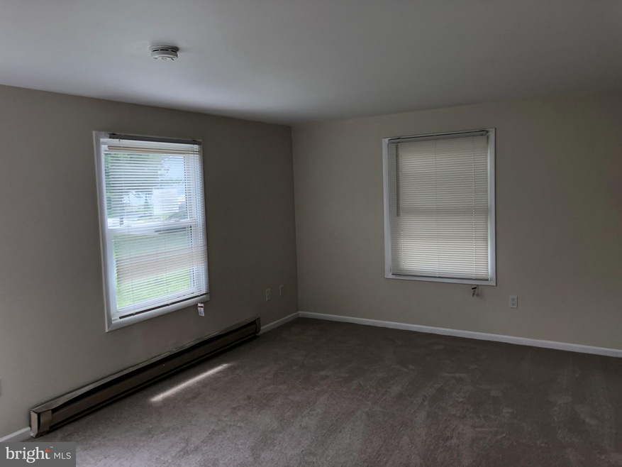 206 Gibbons Ct, Atco, NJ 08004 - photo 1