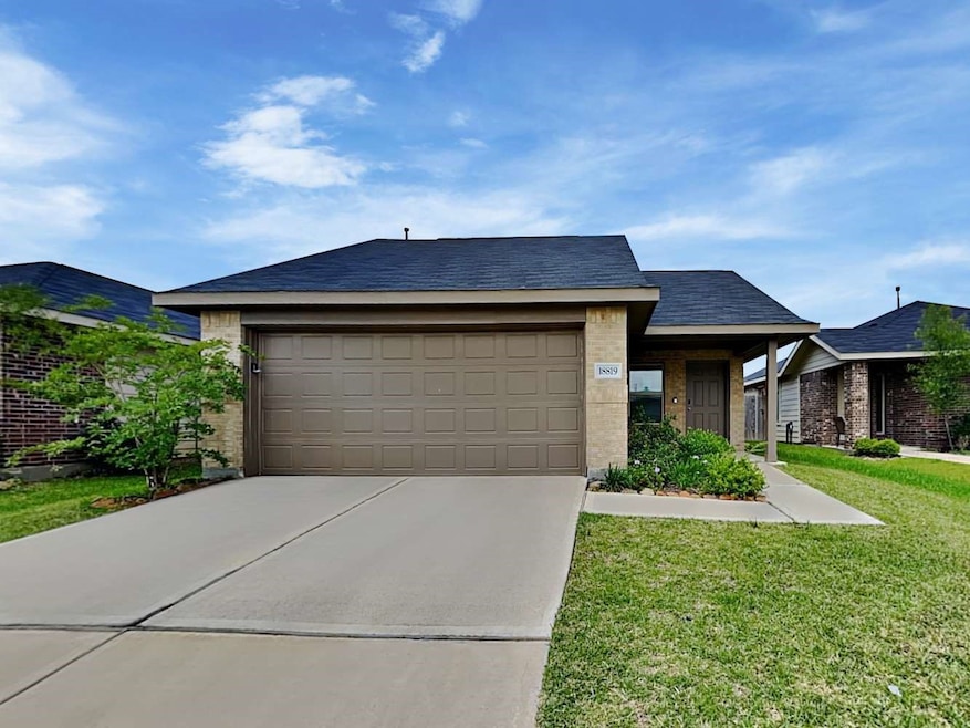 18819 Charter Elm Dr, Hockley, TX 77447 - photo 1