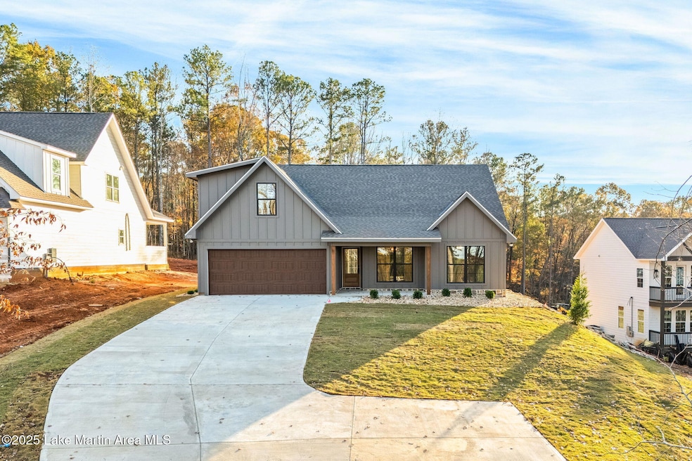 122 Cheyenne Ln, Dadeville, AL 36853 - photo 1