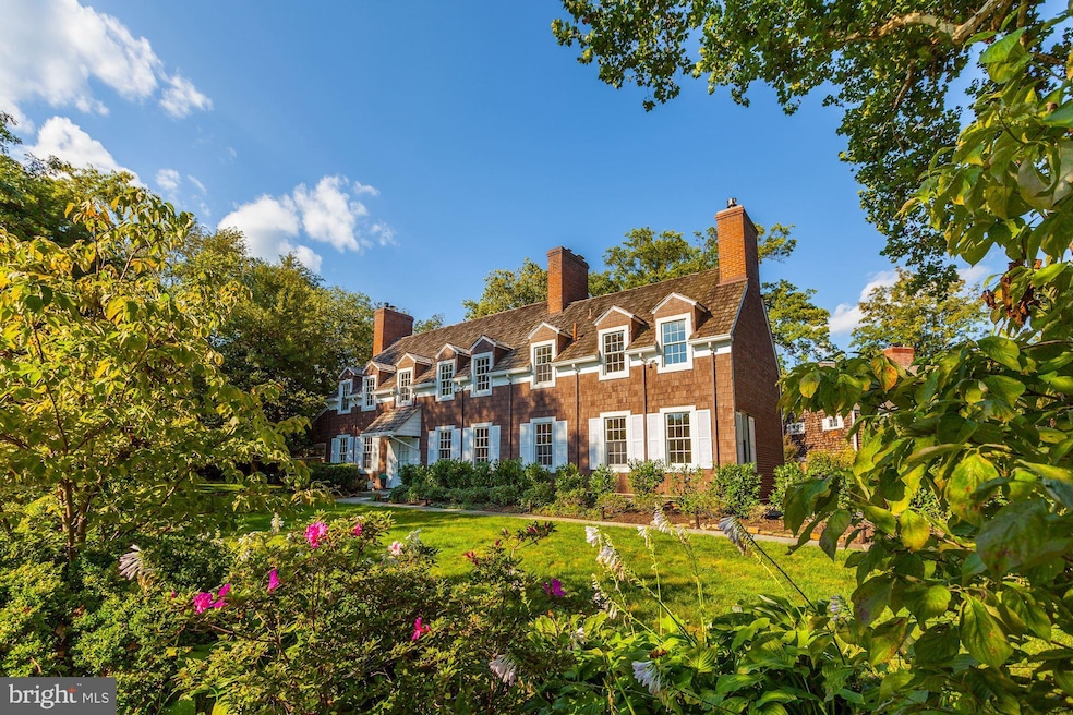 5053 Massachusetts Ave NW, Washington, DC 20016 - photo 1