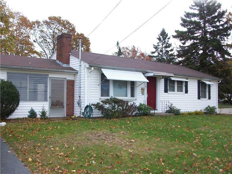 10 Beaver Rd, Riverside, RI 02915 - photo 1