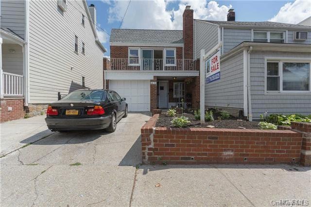 66-30 54th Ave, Maspeth, NY 11378 - photo 1