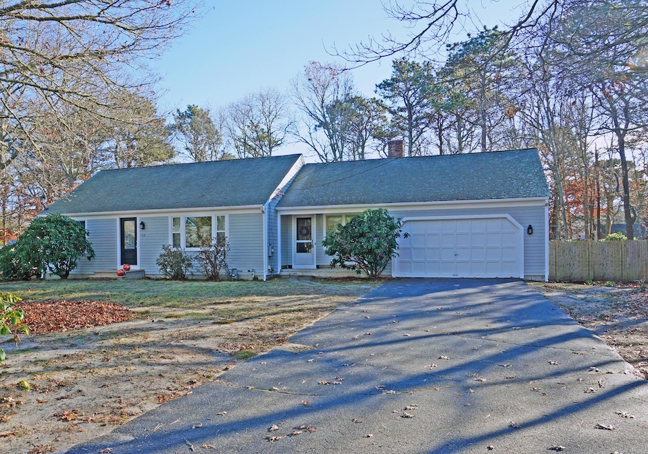 168 Captain Noyes Rd, South Yarmouth, MA 02664 - photo 1