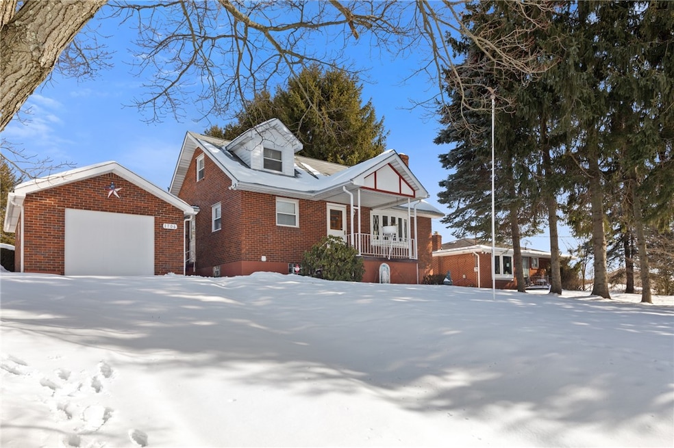 Welcome to 1706 Clairton Road!