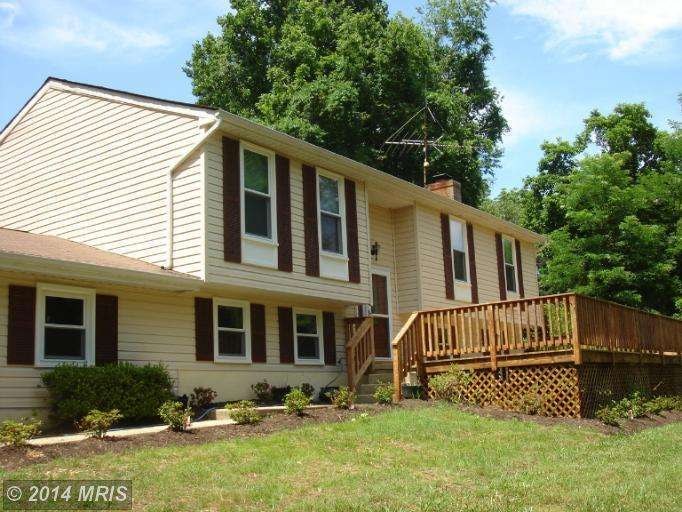 8760 Lowell Rd, Pomfret, MD 20675 - photo 1