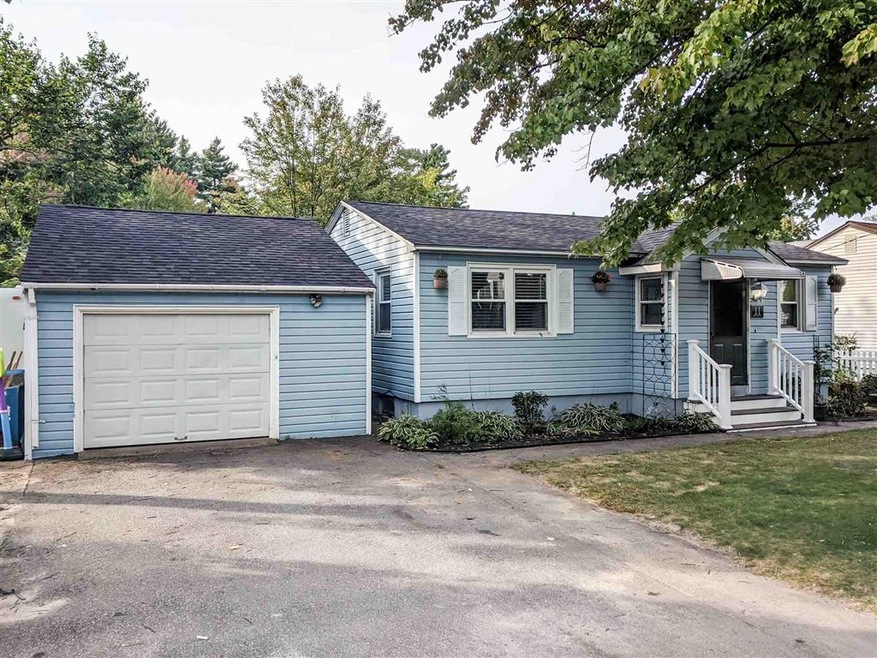 11 Bourdeaux St, Nashua, NH 03060 - photo 1