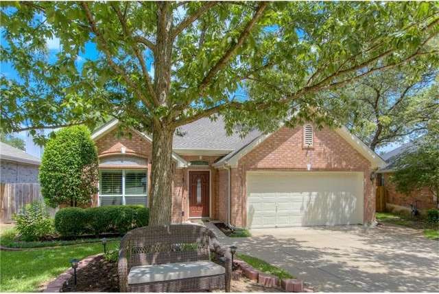 This attractive single story has 3 bedrooms plus a