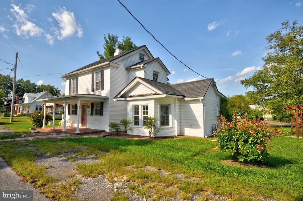 489 Zea St, Strasburg, VA 22657 - photo 1