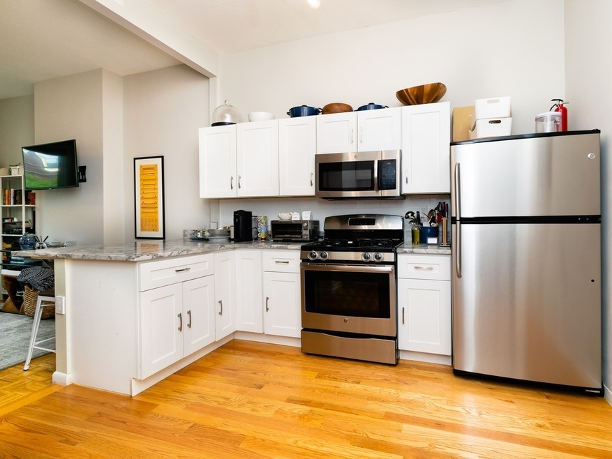 231 W 5th St unit 1, Boston, MA 02127 - photo 1