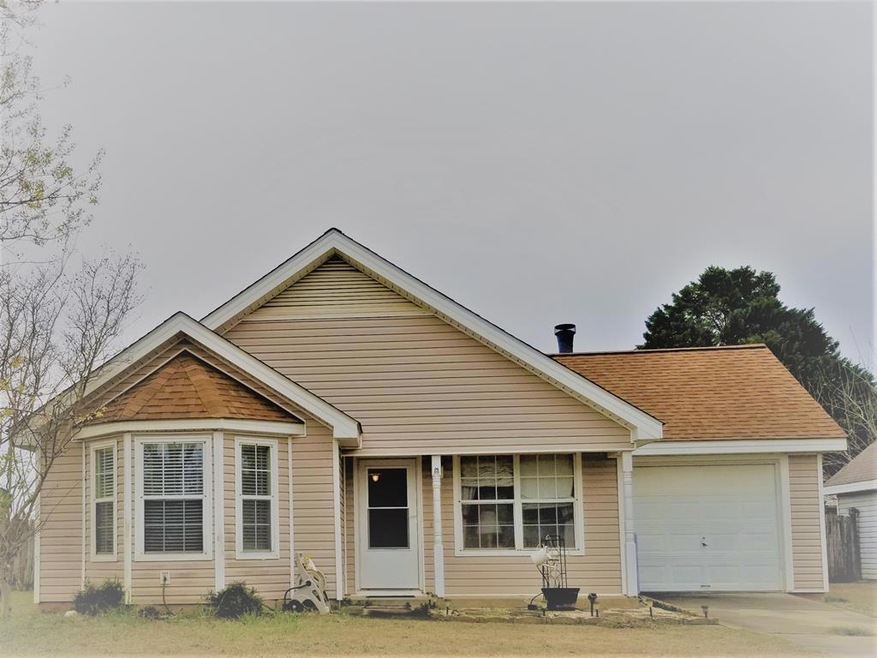 102 Country Walk unit 8, Warner Robins, GA 31088 - photo 1