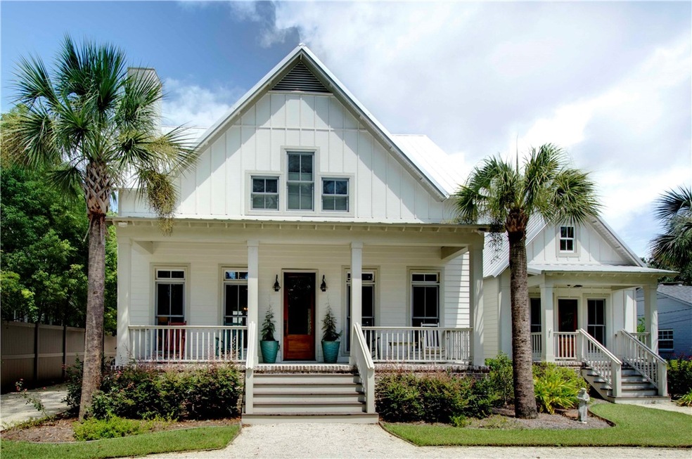 525 Bartow St, Saint Simons Island, GA 31522 - photo 1