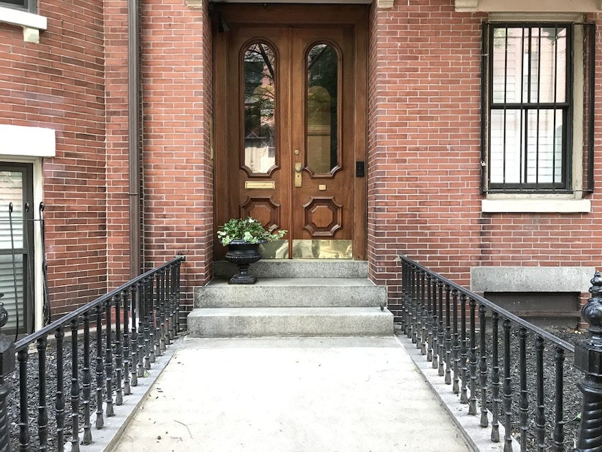 24 Upton St unit 2, Boston, MA 02118 - photo 1