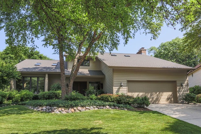 1616 Hedg Ct, Naperville, IL 60565 - photo 1