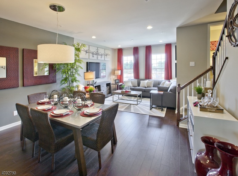 80 Albert Ct, Randolph, NJ 07869 - photo 1