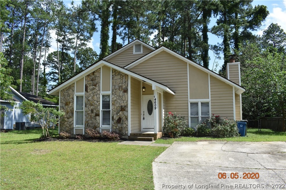 4609 Pine Needle Ct, Fayetteville, NC 28314 - photo 1