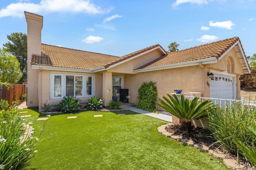 For Sale $950,000 • Co-Listing Agent