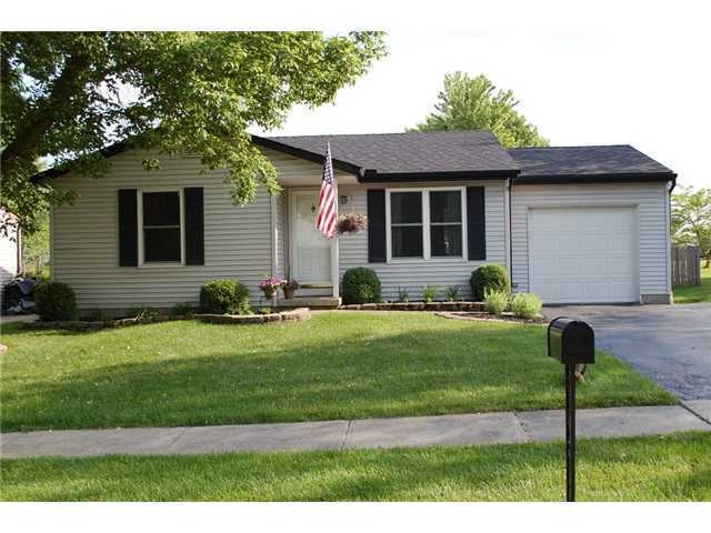 703 Cherryhurst Dr, Columbus, OH 43228 - photo 1