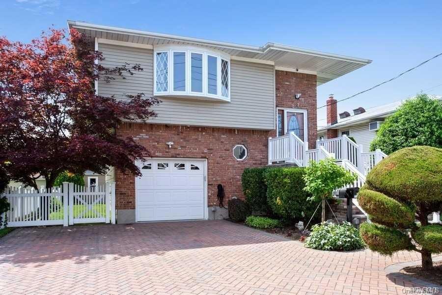 59 Barrymore Blvd, Franklin Square, NY 11010 - photo 1