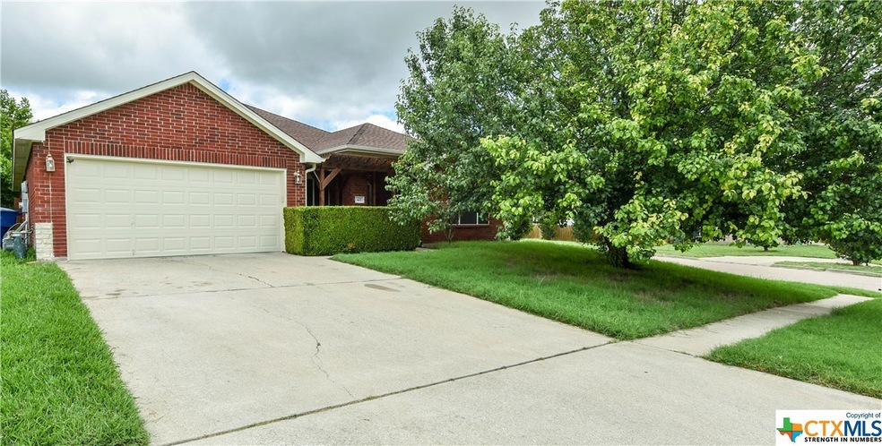 402 John Henry Cir, Copperas Cove, TX 76522 - photo 1