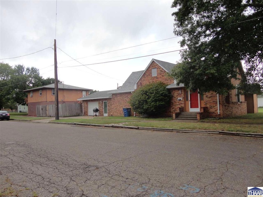1463 Beech St unit 1463 1/2 Beech Stree, Terre Haute, IN 47804 - photo 1