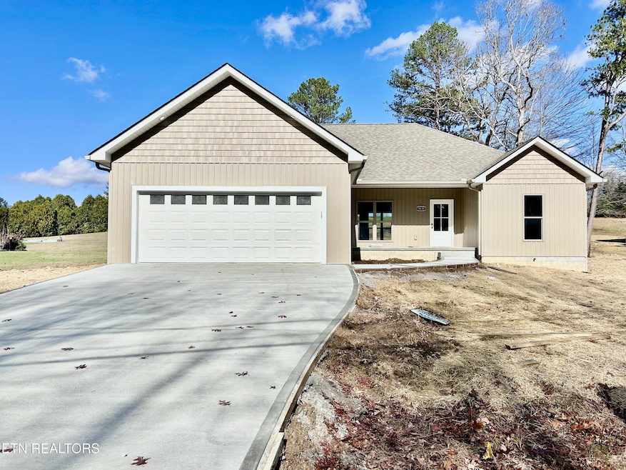 5035 Cheyenne Dr, Crossville, TN 38572 - photo 1