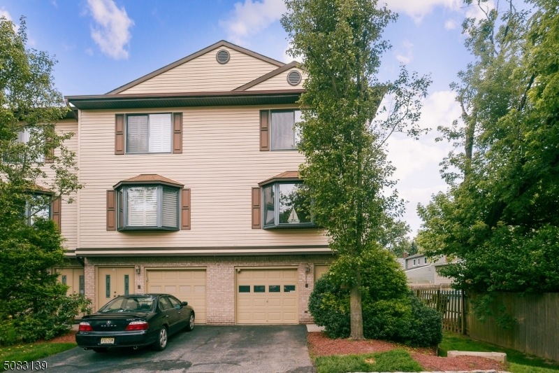 201 Watchung Ave unit B12, Bloomfield, NJ 07003 - photo 1