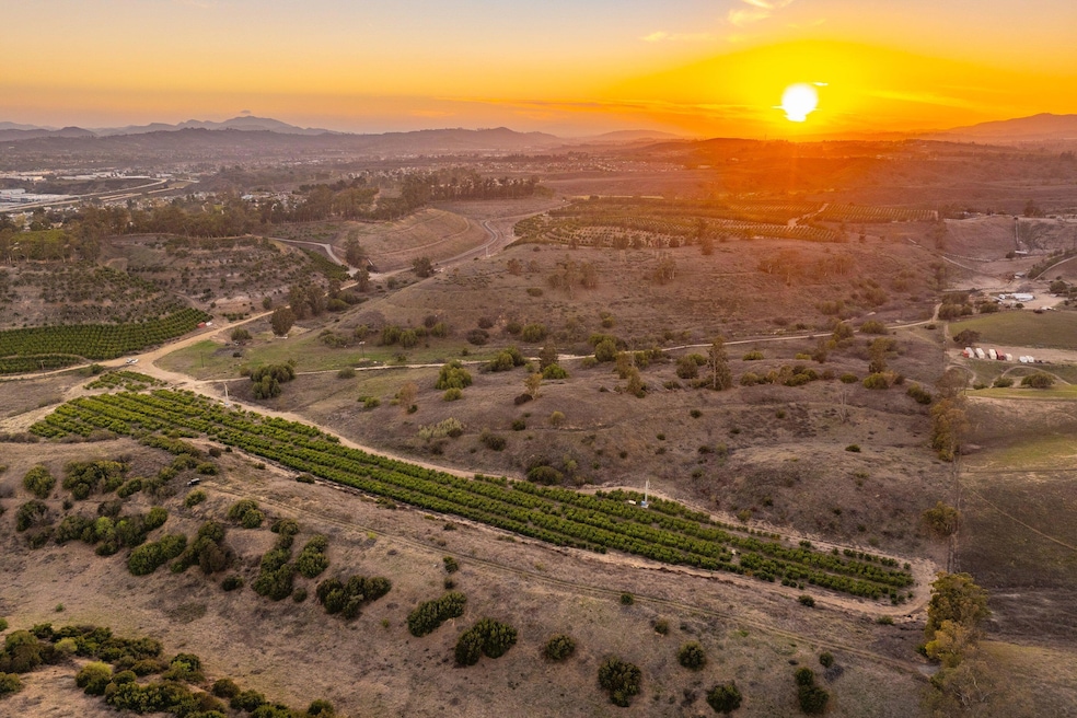 15299 MiddleRanch Rd, Moorpark, Ca 93021