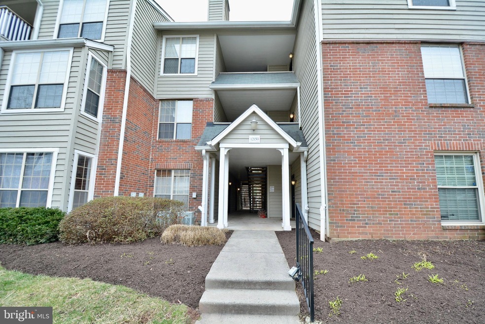 12150 Penderview Terrace unit 1307, Fairfax, VA 22033 - photo 1